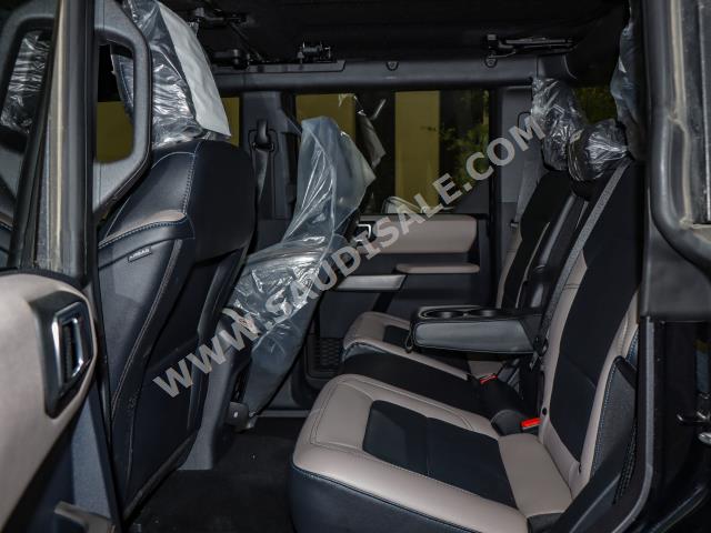 2022 فورد برونكو وايلد تراك