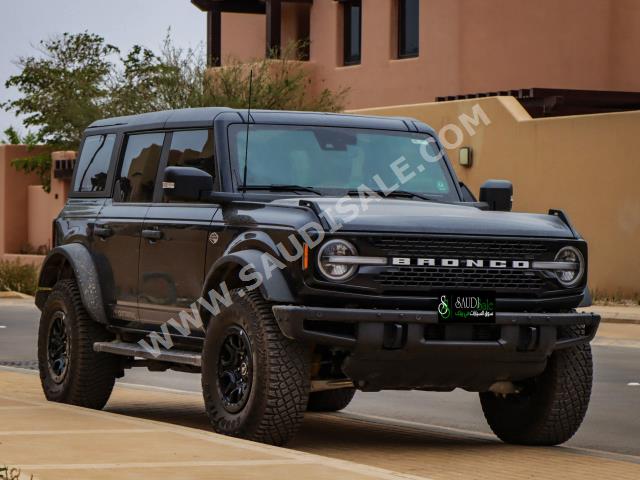 2022 فورد برونكو وايلد تراك