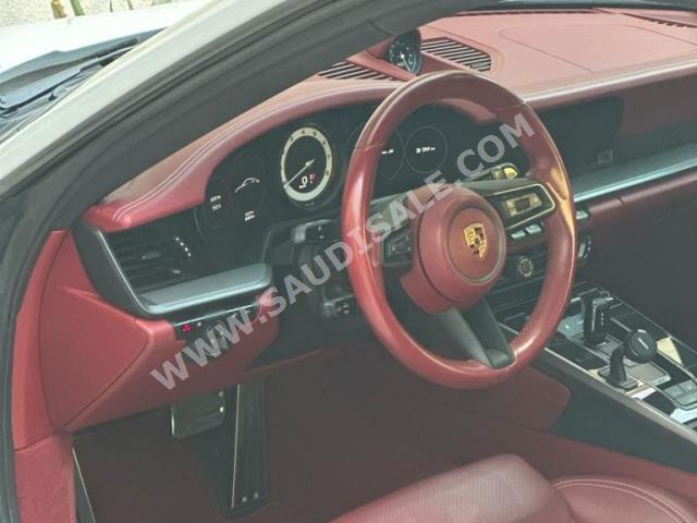 2020 بورش 911 كاريرا اس