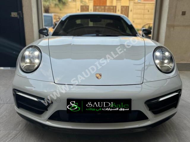 2020 بورش 911 كاريرا اس