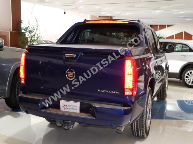 2013 Cadillac Escalade EXT