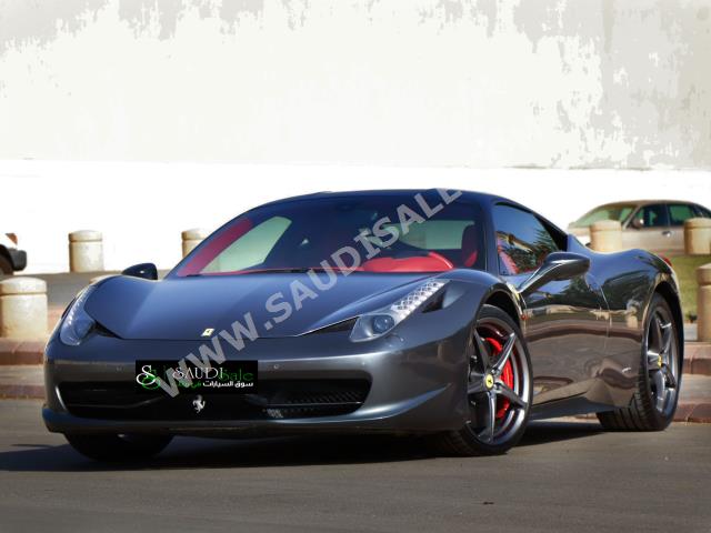 2014 فيراري 458 ايطاليا