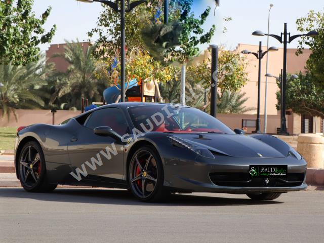 2014 فيراري 458 ايطاليا