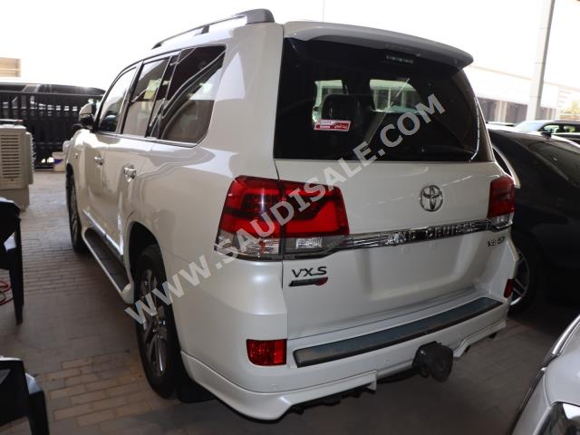 2021 تويوتا لاند كروزر في اكس ار