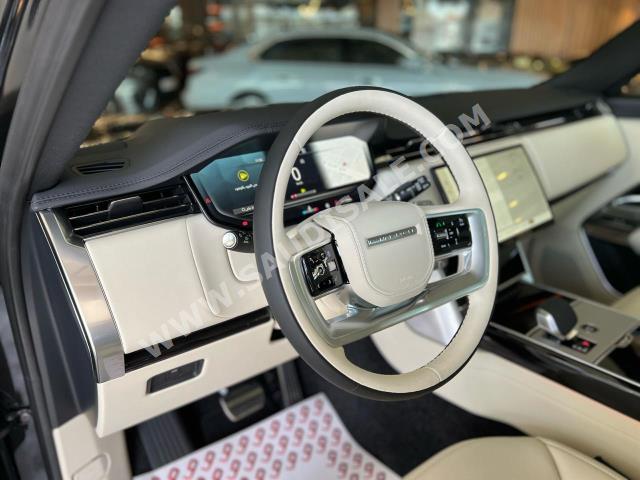 2024 لاند روفر رينج روفر اتش اس اي