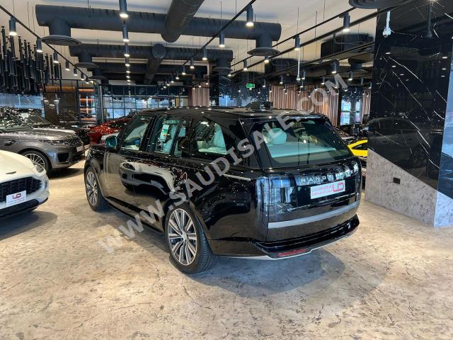 2024 لاند روفر رينج روفر اتش اس اي