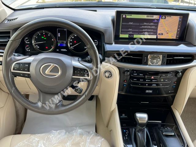 2021 لكزس إل إكس 570 اس