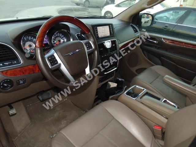 2012 Chrysler Grand Voyager