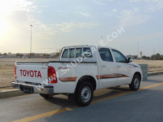 2009 تويوتا هاي لوكس غمارتين