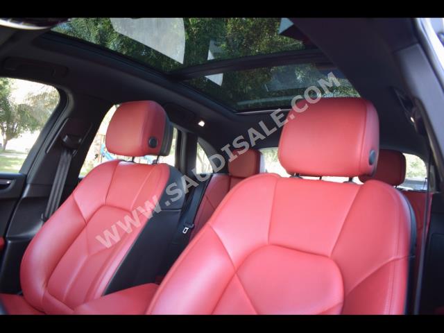 2021 بورش ماكان