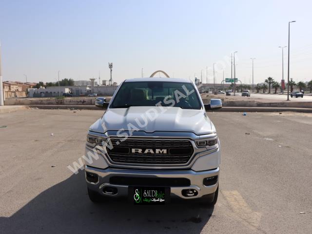 2021 دودج رام 1500 ليمتد
