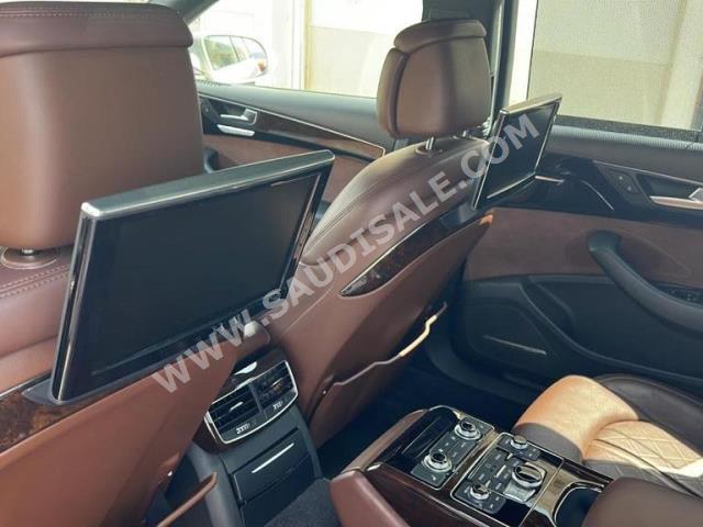 2015 اودي اي 8 ال