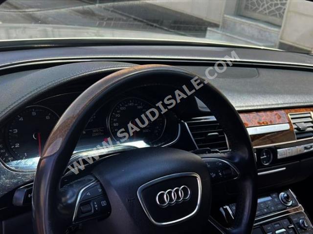 2015 اودي اي 8 ال