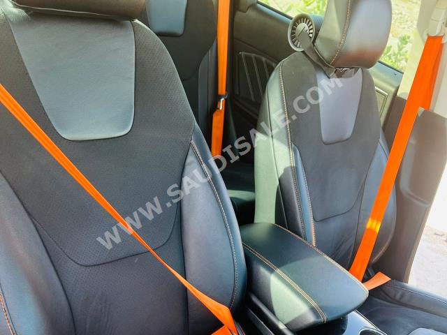 2016 فورد ادج سبورت