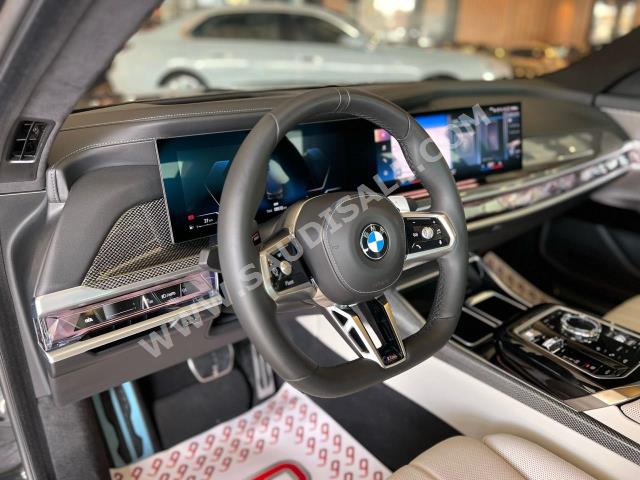 2023 بي ام دبليو الفئة السابعة 740أي