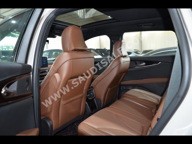 2022 لنكولن كورسير