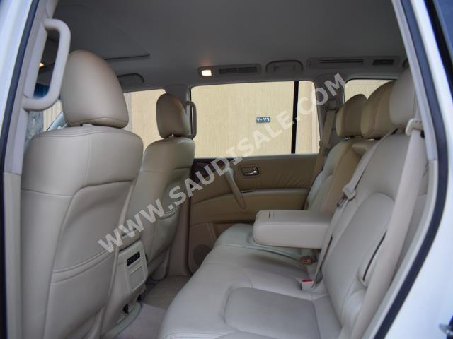 2010 Nissan Patrol Platinum