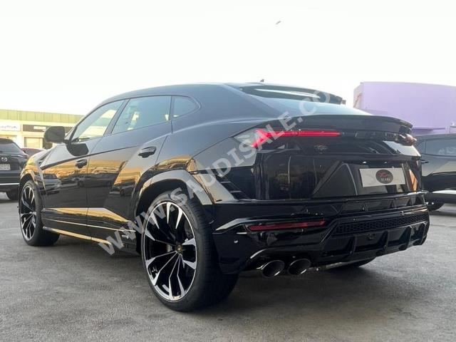 2023 لمبرجيني اوروس اس