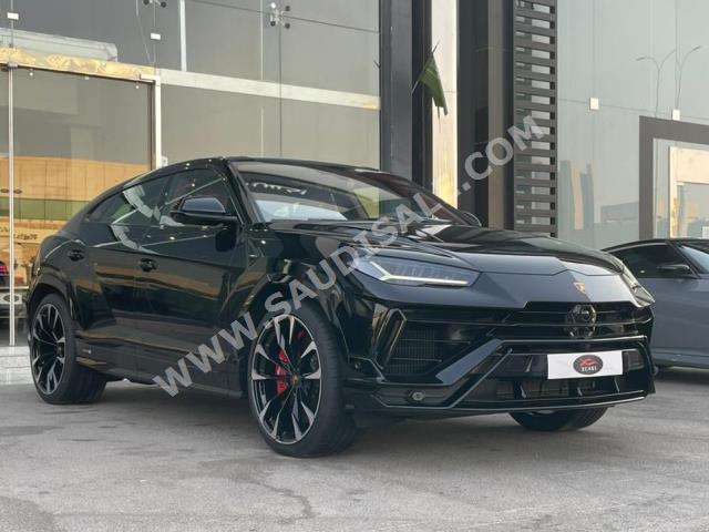 2023 لمبرجيني اوروس اس