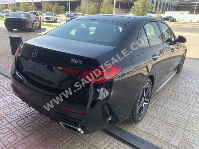 2022 مرسيدس - بنز سي 200