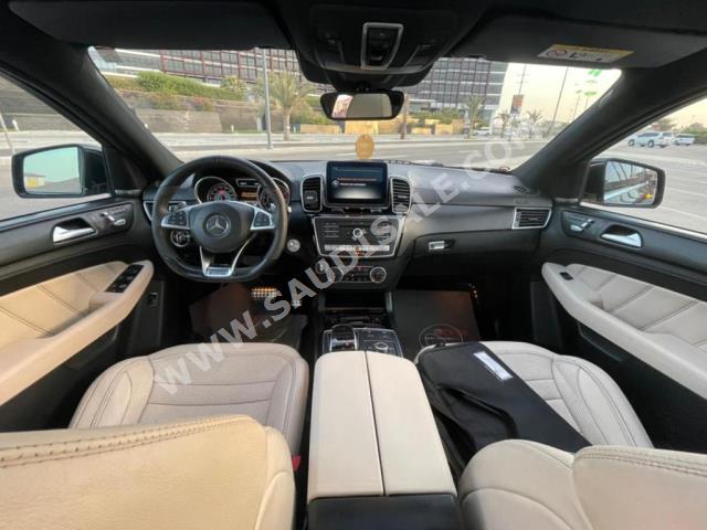 2016 مرسيدس - بنز جي إل إي 63إس أي إم جي