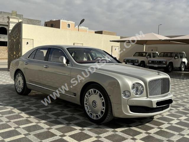 2014 بنتلي مولسان