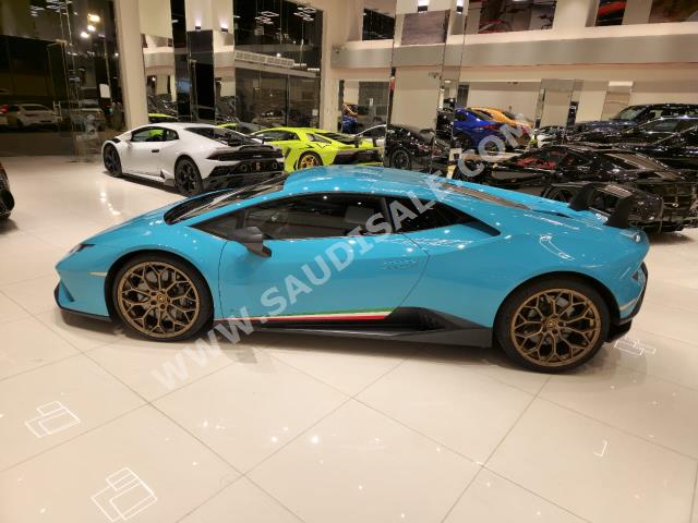 2018 لمبرجيني هوراكان