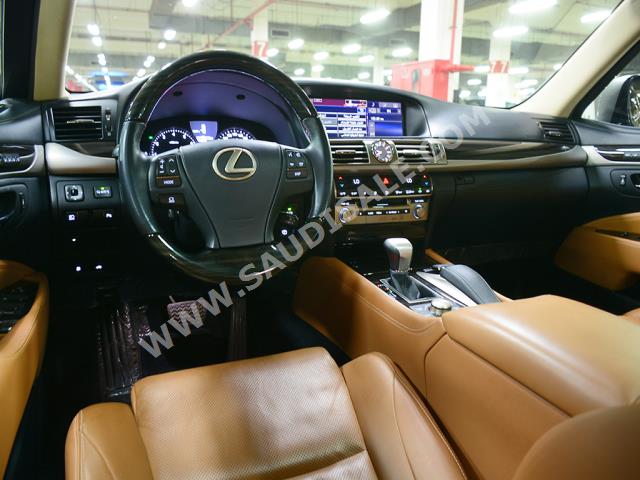 2015 Lexus LS 460 L