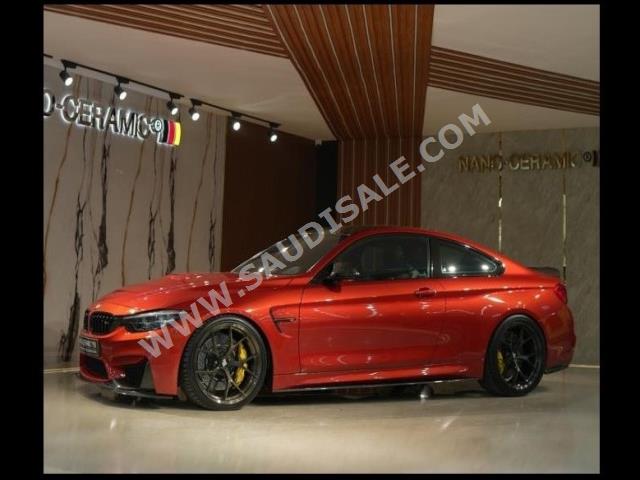 2015 بي ام دبليو الفئة ام إم 4