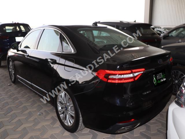 2021 فورد توروس