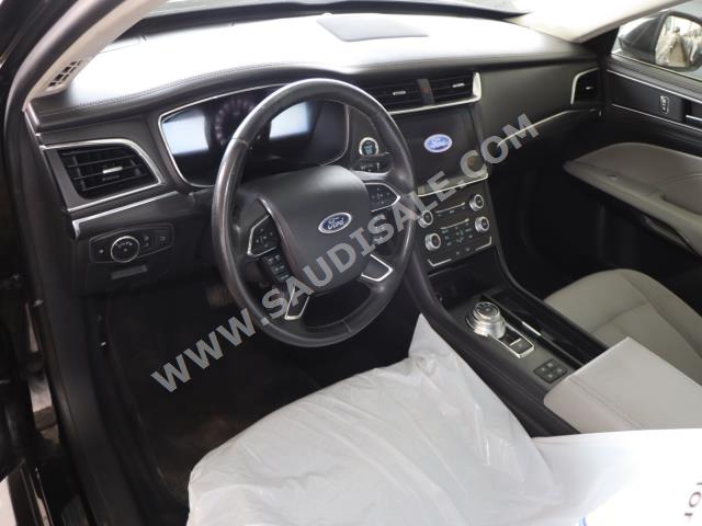 2021 فورد توروس