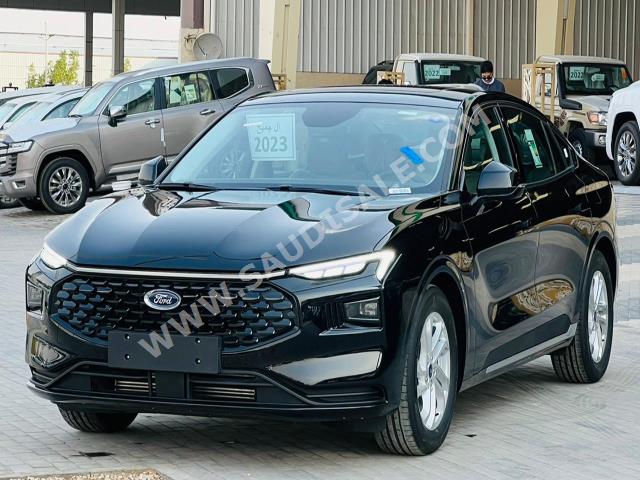 2023 فورد توروس