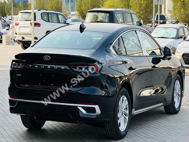 2023 فورد توروس