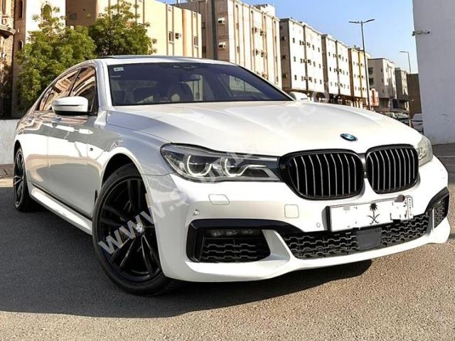 2016 بي ام دبليو الفئة السابعة 750 إل أي