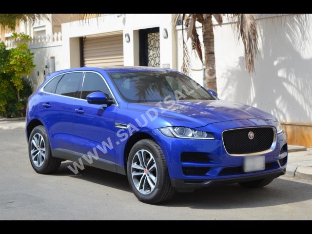 2019 جاكوار اف-بيس