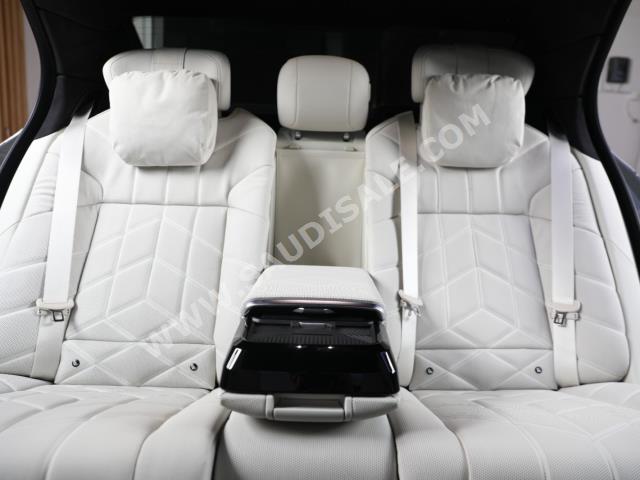 2024 بي ام دبليو الفئة السابعة 740أي