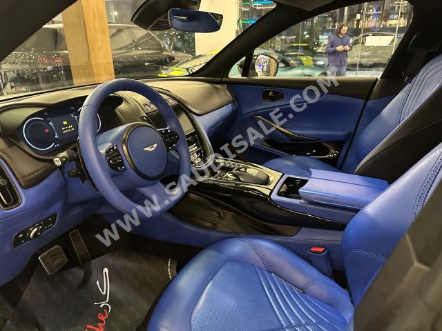 2021 استون مارتن دي بي اكس