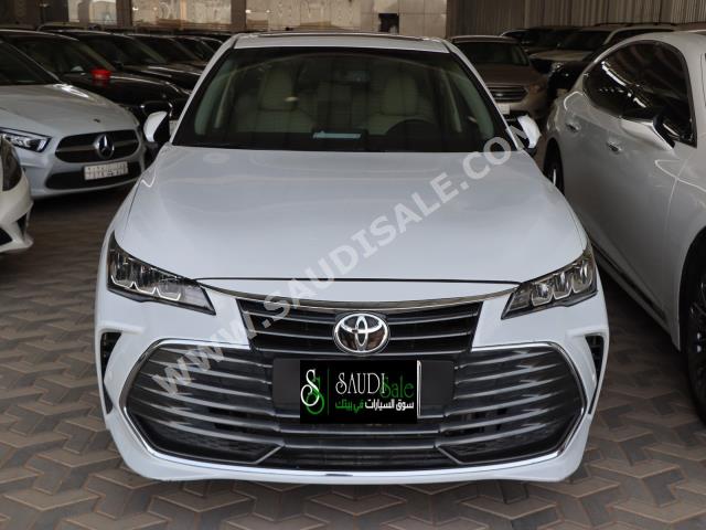 2020 تويوتا افالون تورينج