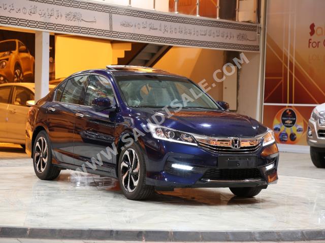 2017 هوندا اكورد