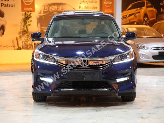 2017 هوندا اكورد