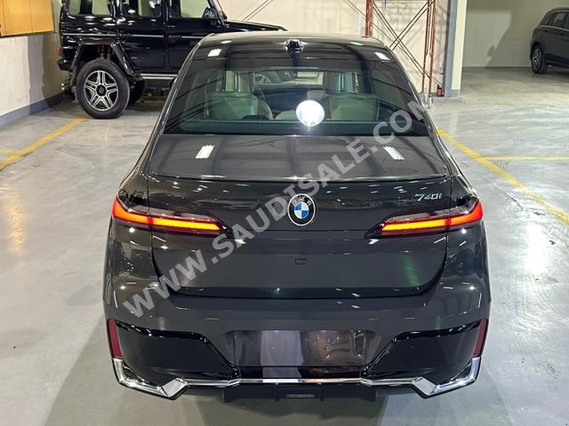 2023 بي ام دبليو الفئة السابعة 740 إل أي