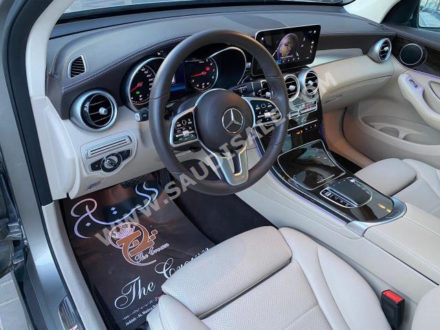 2021 مرسيدس - بنز جي إل سي 200 اي ام جي