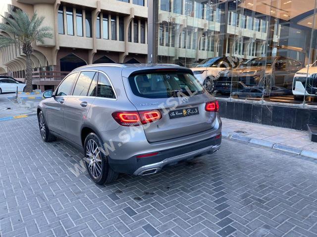 2021 مرسيدس - بنز جي إل سي 200 اي ام جي