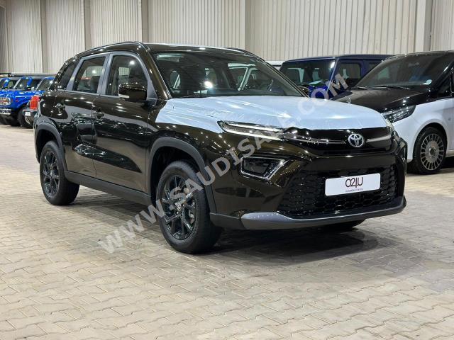 2023 تويوتا اوربان كروزر