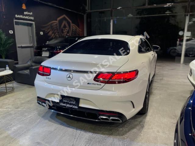 2015 مرسيدس - بنز إس 63 كوبيه