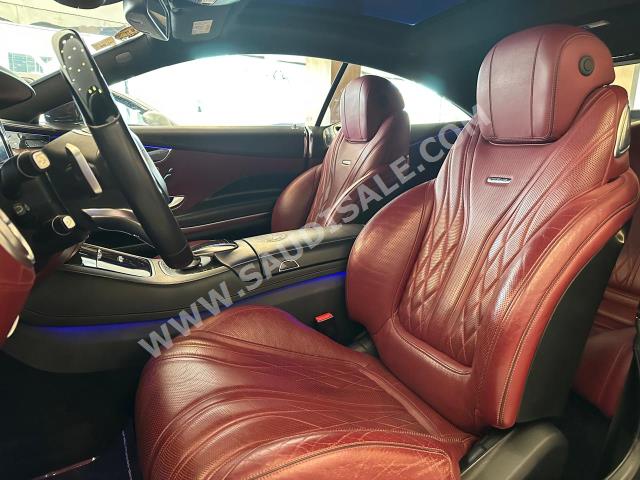 2015 مرسيدس - بنز إس 63 كوبيه