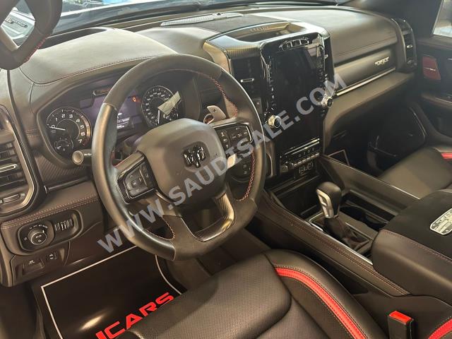 2021 دودج رام تي ار اكس