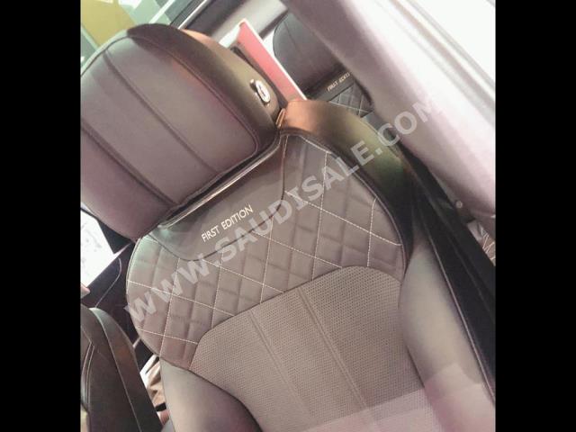 2017 بنتلي بنتايجا الاصدار الاول