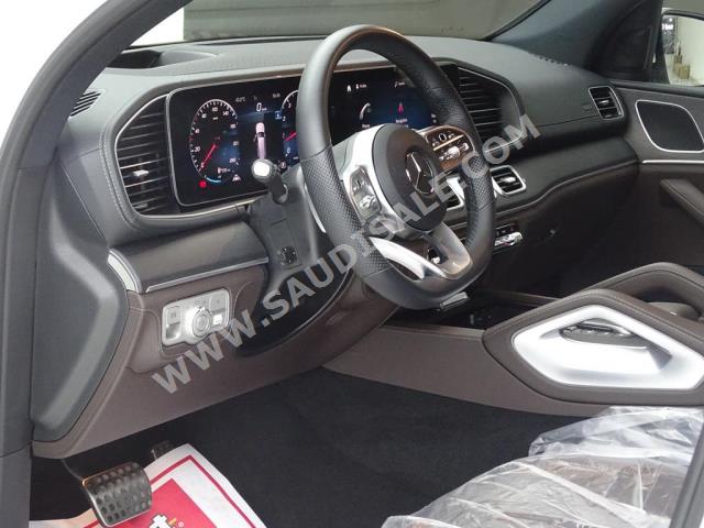 2022 مرسيدس - بنز جي إل إس 450