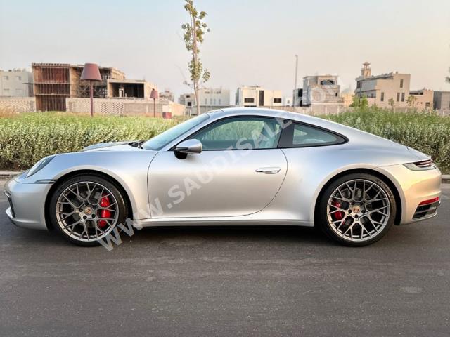 2023 بورش 911 كاريرا اس